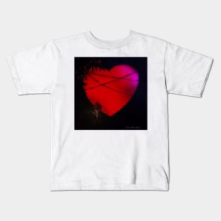 Deadly Heart - By Kim Blair Kids T-Shirt